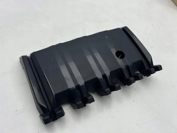 SKODA OCTAVIA IV LIFT Copertura Radar Originale 2024- image 3