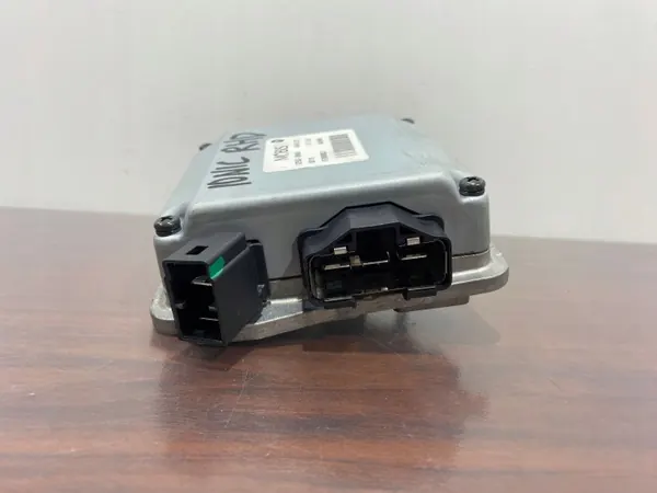Hyundai Ioniq 2018 Styrhjälpmodul OEM G256399600 image 4