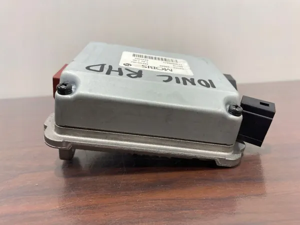 Hyundai Ioniq 2018 Styrhjälpmodul OEM G256399600 image 6