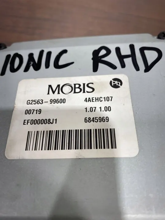 Hyundai Ioniq 2018 Styrhjälpmodul OEM G256399600 image 8
