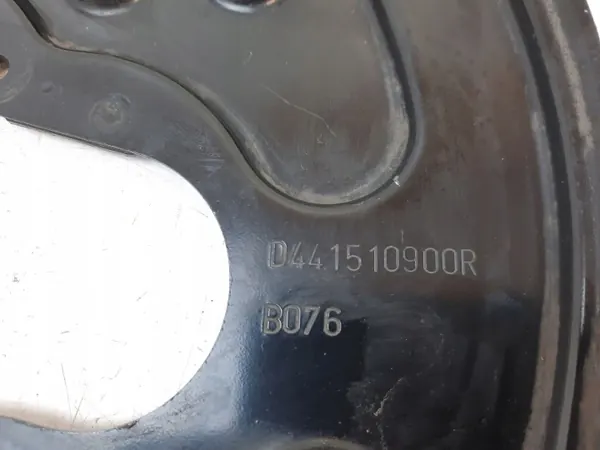 Renault Trafic III Bakre bromssköld OEM D441510900R image 5