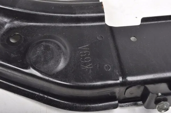 Övre Framre Bältesfäste OEM K69A för Mazda CX-5 II image 3
