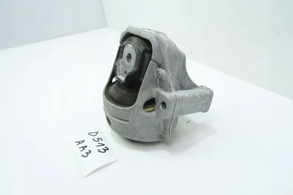 Motorfäste OEM Audi A5 2.0 190hk 16K km image 3