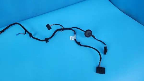 Harness Puerta Trasera Derecha BMW X1 U11 OEM 9224365 image 6