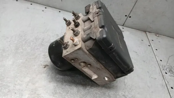Pompe ABS OEM 7M3614111 pour Ford Galaxy 1.9TDI 00-06 image 2