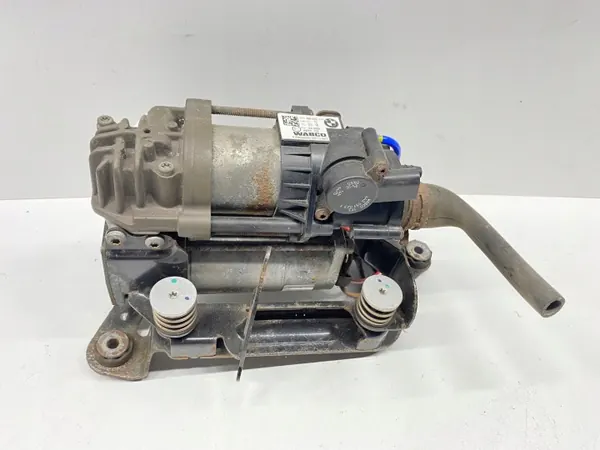 Luchtvering compressorpomp OEM 6861882 BMW G11 image 3