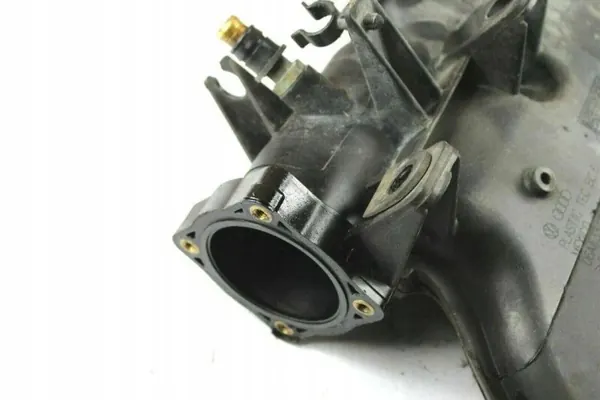 Intake Manifold VW CADDY III VAN 06A133203BN 1.9L image 4