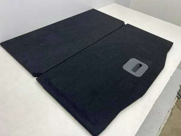 Alfombrilla maletero Ford Capri EV OEM R2KB R42844 SULIK1 image 3