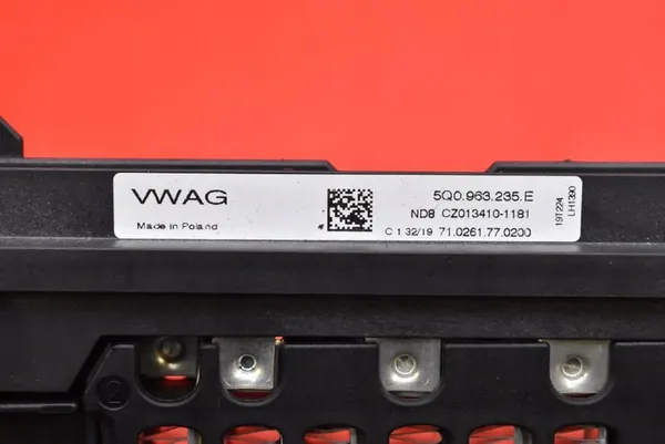 Elektrische Verwarming VW Passat B8 2.0 TDI 2019-2021 5Q0963235E image 2