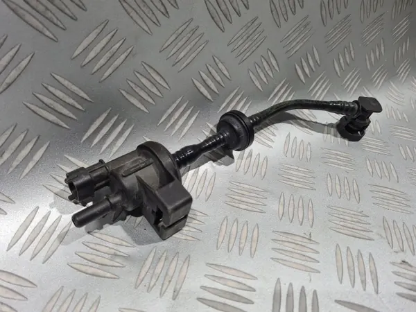 Capteur de rampe à carburant OEM 55566387 pour Opel image 3