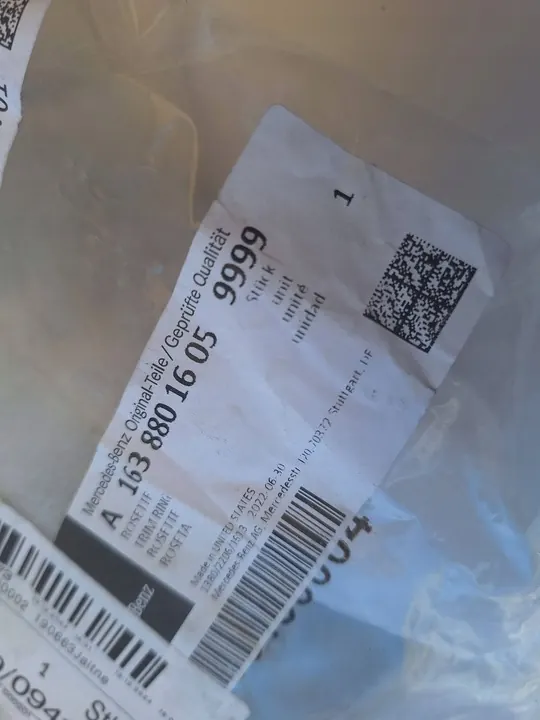 MERCEDES ML 163 Copertura Paraurti Posteriore 1638801605 OEM image 4