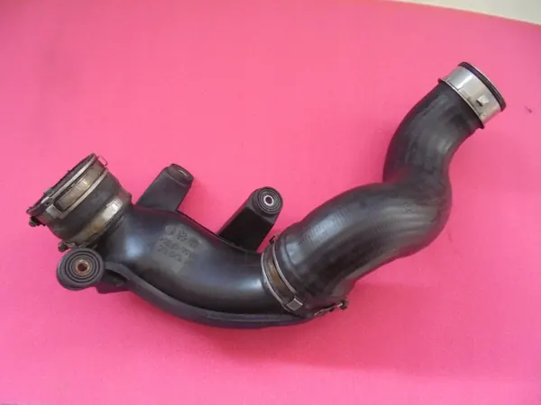 Mercedes S-luokka W221 turbon imuputki OEM A2215281182 image 3