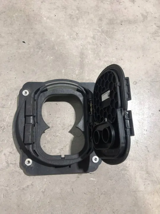 Motor de tampa de combustível MERCEDES-BENZ EQA A0005459444 image 4