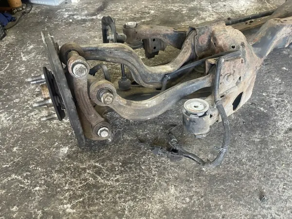 Opel Insignia A 2.0T 2.8T Bastidor Trasero 4x4 TOBI311 image 3