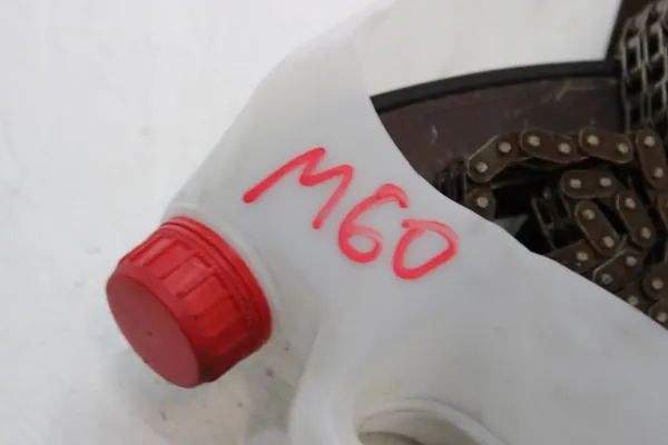 Jeu de guides de chaîne de distribution BMW M60 V8 - OEM image 10