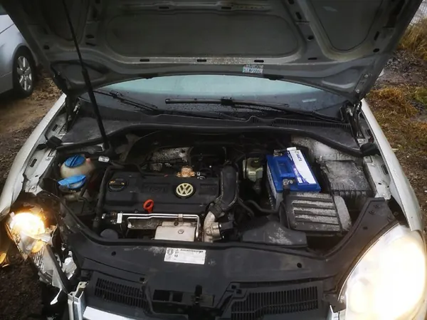 Caixa de Fusíveis Skoda Octavia 2009 1.8L OEM 1k0937125c image 7