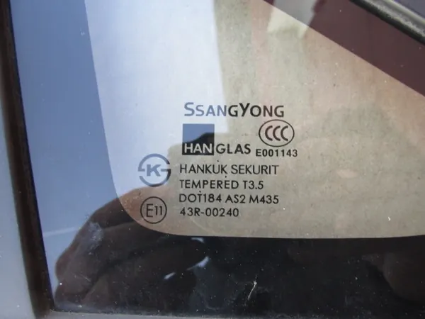 SsangYong Rodius II ES Turismo 2015 rechte Frontscheibe image 4