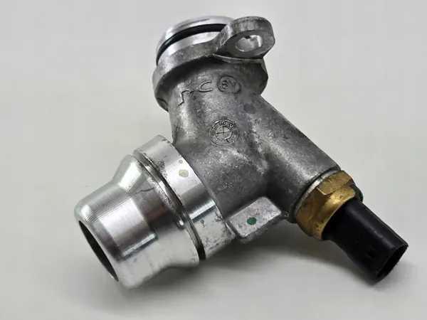Koelvloeistofstroom Sensor BMW R 1250 GS OEM 7580635 image 6