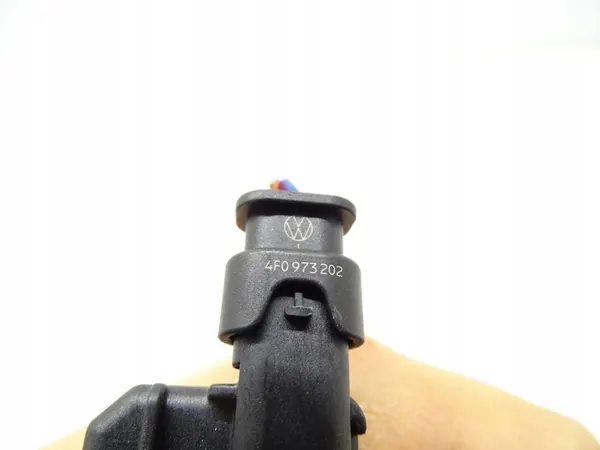 Conector de Sensor Negativo Volkswagen Audi 4F0973202 image 5