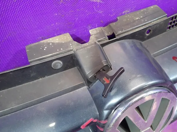 Jäähdyttimen etiketti VW Bora Kombi 98-05 OEM Zawada-380046- image 3