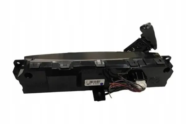 Écran de navigation Mazda 6 Sedan OEM P0195111 image 5