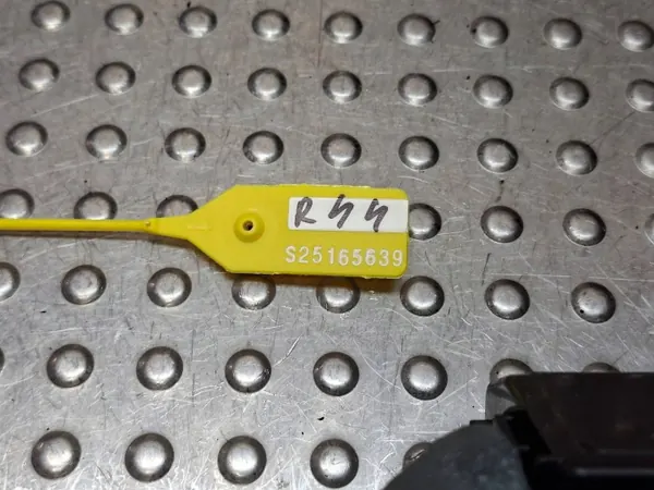 Relé distribuidor de corriente OEM S25165639 para Nissan Qashqai image 5