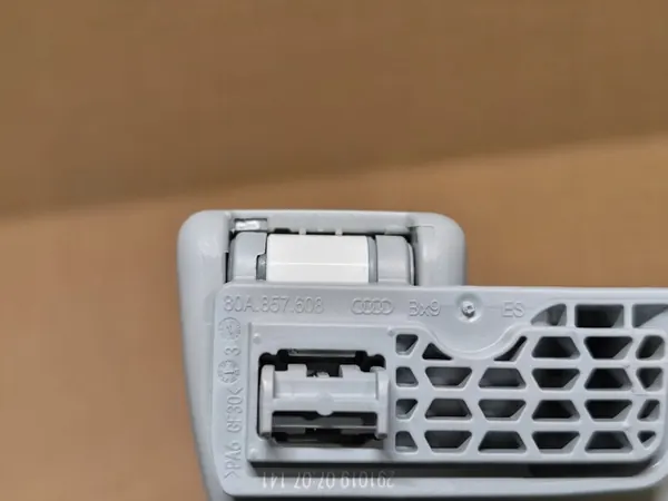 Asidero de Techo Audi Q5 Q3 OEM 80A857608 image 3