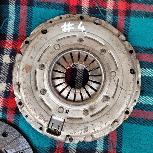 Kaksoismassaväkä Opel 1.6 CDTI image 2