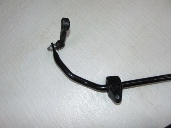 BMW 6853923 Stabilointitanko Taka - Käytetty OEM image 3