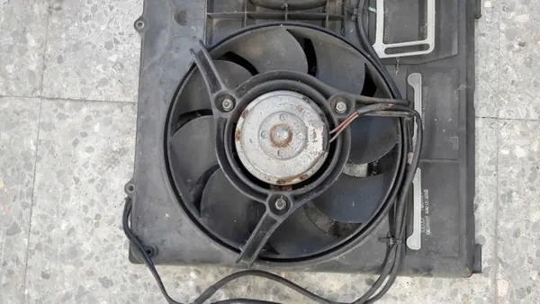 Ventilateur radiateur OEM 4A0121225C pour Audi 80 Avant 1.9DTDI image 10
