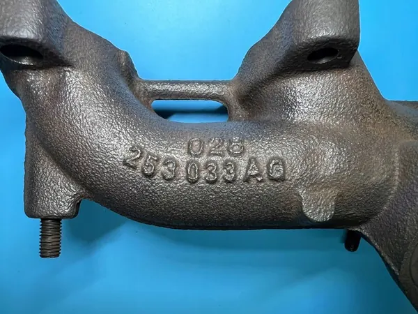 Collecteur d'échappement VW Passat B5 1.9 TDI 028253033AG image 8