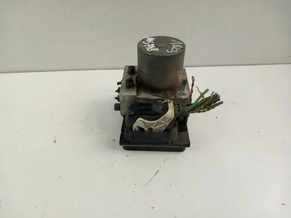 PEUGEOT PARTNER II LIFT 1.6 HDI ABS POMP image 3