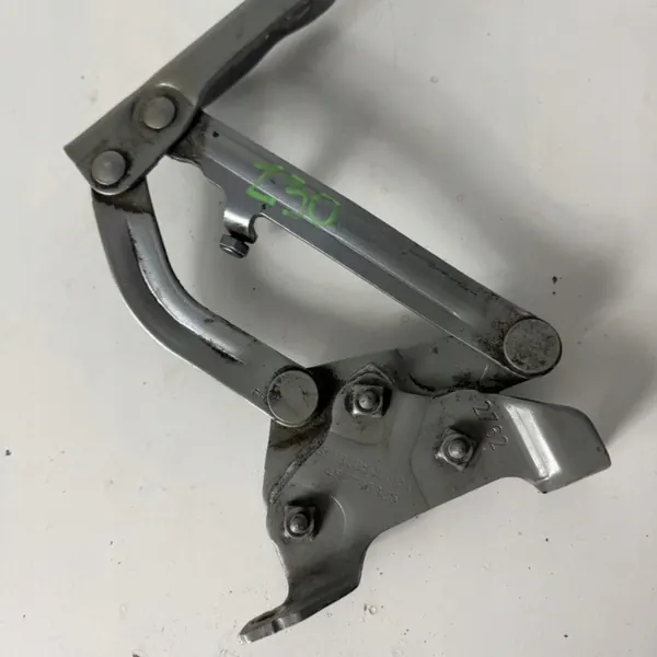 OEM 13186899 Juego de Bisagras de Capó Opel Corsa D/E image 7