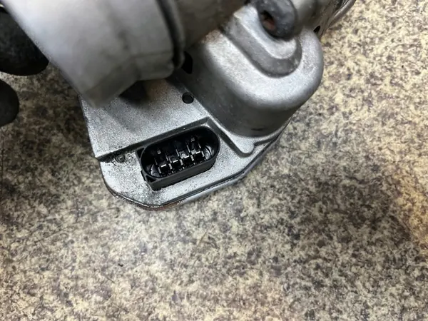 Válvula EGR Throttle BMW E70 X5 3.0 D 3.5 D M57 E71 X6 image 5