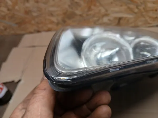 Farol dianteiro esquerdo Volkswagen Touareg I 02-06 image 7