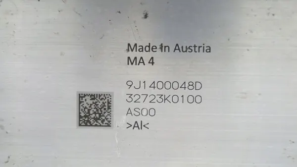 Porsche Taycan Vorderwagen OEM 9J1400048D image 3