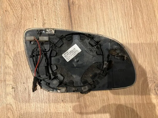 Audi A8 D3 Spiegelinzet OEM 4E0857535G Links Fotochroom image 4