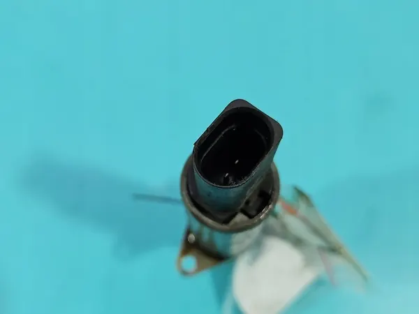 Kamman asentotunnistin VW Passat B6 3.2 FSI V6 13150307G image 4