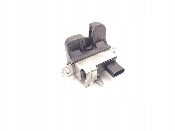 VW Touran Baklucka Lås 2006 MPV 1T0827505C image 2