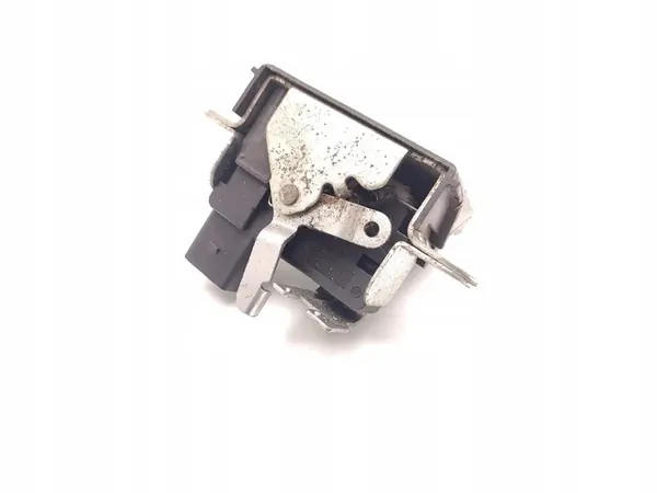 VW Touran Baklucka Lås 2006 MPV 1T0827505C image 5