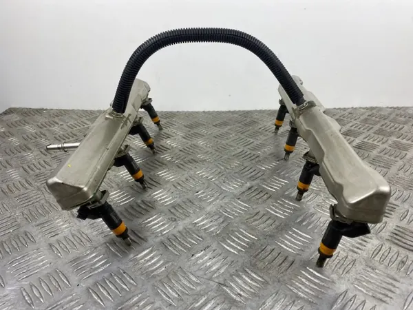 Conduto de combustível Jeep OEM 53013888AD - Usado image 7