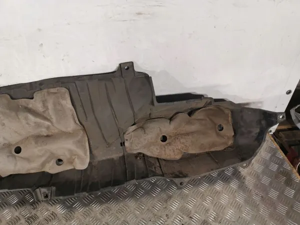 Underkroppssköld OEM FBZ10500 för Honda CR-V image 3