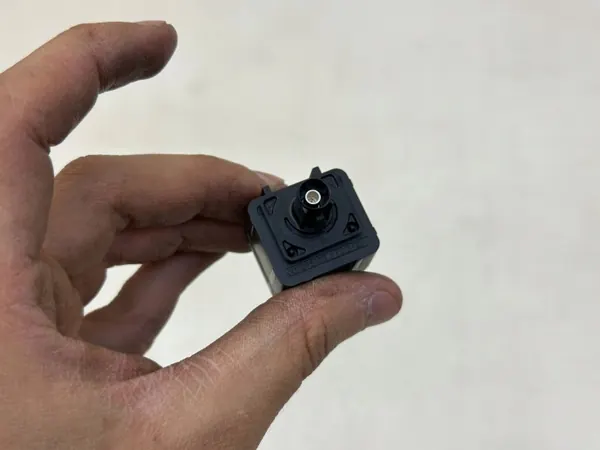 Câmera frontal OEM 9847393680 para Opel Astra L VI image 3