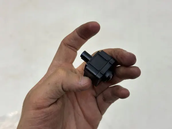 Câmera frontal OEM 9847393680 para Opel Astra L VI image 4