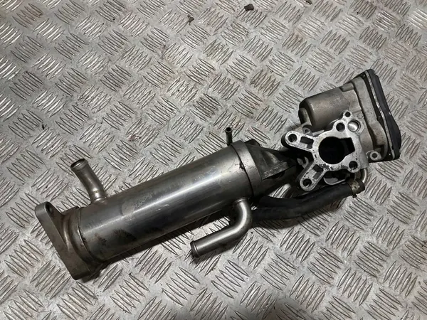 Pakokaasujäähdytin EGR-venttiili Renault Mascott 3.0 DCI 14735MA70A image 6