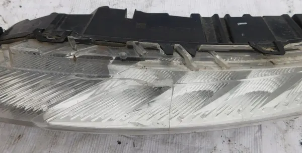 C4 GRAND PICASSO II LUZ LED DIURNA IZQUIERDA 9676036380 image 2