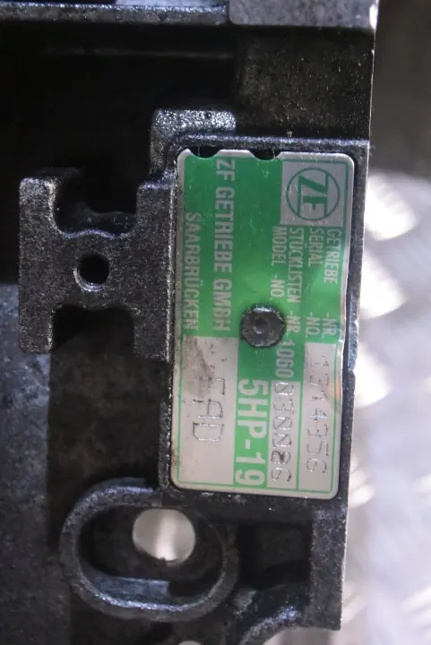 Boîte de Transmission ZF 5HP-19 OEM 1060401096 image 6