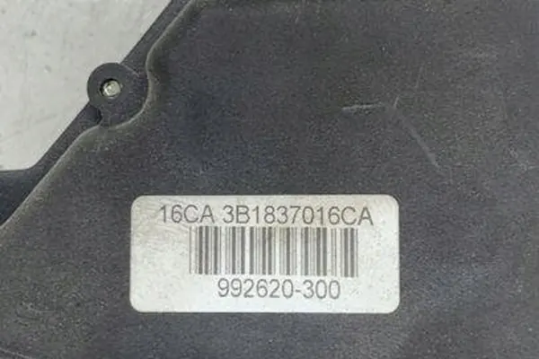 Rechte Vordertürschloss VW PASSAT B5 3B1837016CA image 2