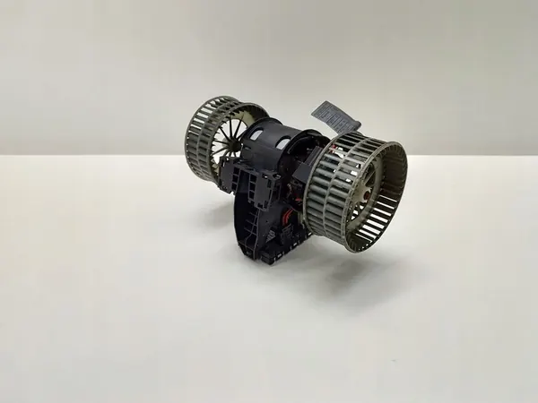 BMW 5 E60 E61 2006 Ventilador de aquecimento dianteiro image 3