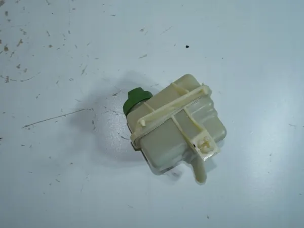 VW T5 Expansietank 7E0422371G image 2